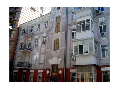 комерційна за адресою Володимирська вул., 81-Б