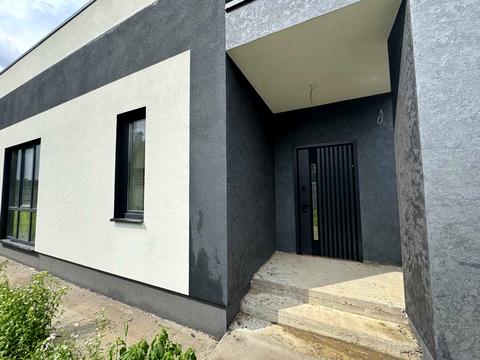 будинок за адресою с. Зарванці, Зелена