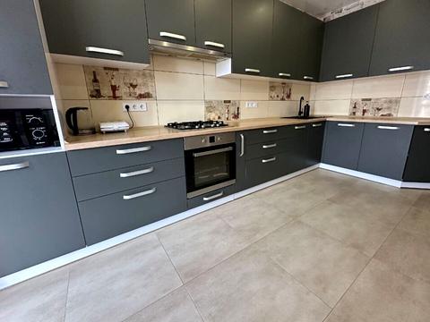 квартира за адресою Олега Антонова вул. (Карла Маркса), 13-Б