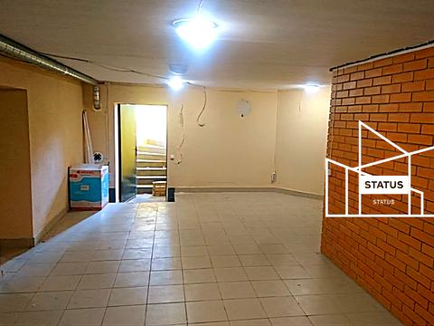 комерційна за адресою Яблунева вул., 13-Б