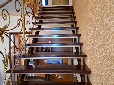 будинок за адресою Озерна вул., 1