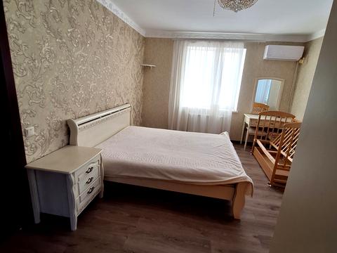 будинок за адресою Озерна вул., 1