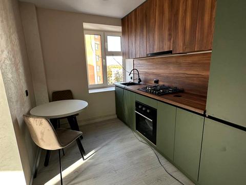 квартира за адресою Тролейбусна вул., 4-Г