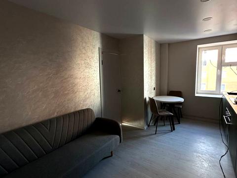 квартира за адресою Тролейбусна вул., 4-Г