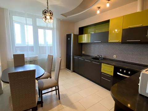 квартира по адресу Олены Пчилки ул., 2