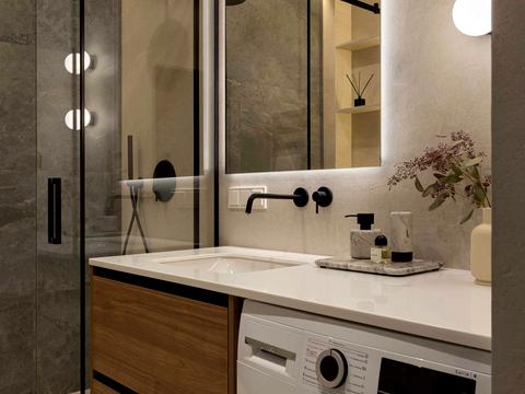 квартира за адресою Салютна вул., 2