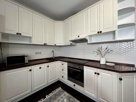 квартира за адресою Сім'ї Кульженків вул. (Петра Дегтяренка), 33