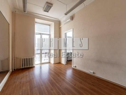 комерційна за адресою Велика Васильківська вул. (Червоноармійська), 143