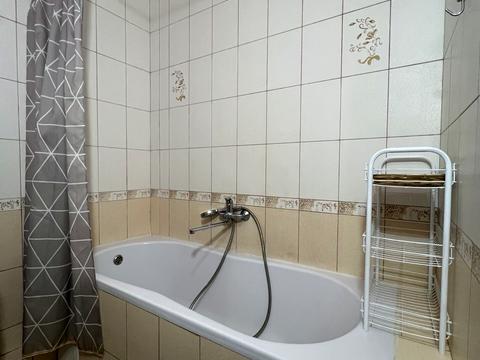 квартира за адресою Сім'ї Кульженків вул. (Петра Дегтяренка), 33