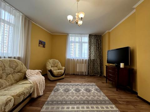 квартира за адресою Сім'ї Кульженків вул. (Петра Дегтяренка), 33