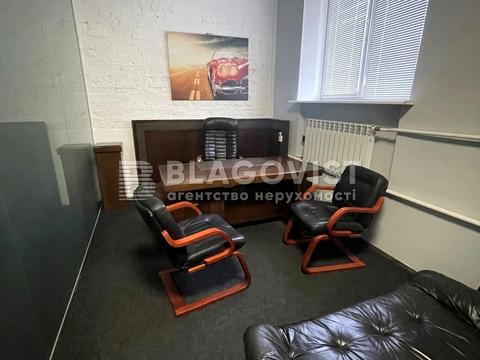 комерційна за адресою Миколи Міхновського бульв. (Дружби Народів), 13