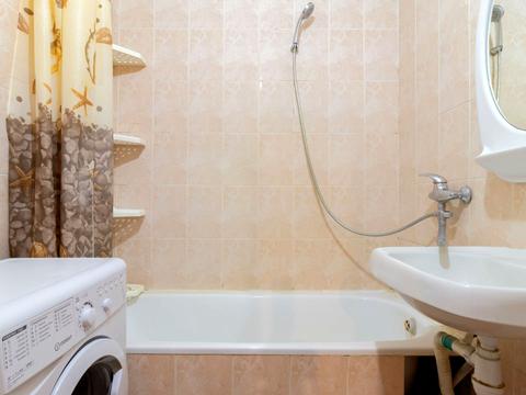 квартира за адресою Олександра Бринжали вул. (Тешебаєва), 1