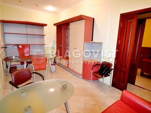 коммерческая по адресу Лютеранская ул., 15