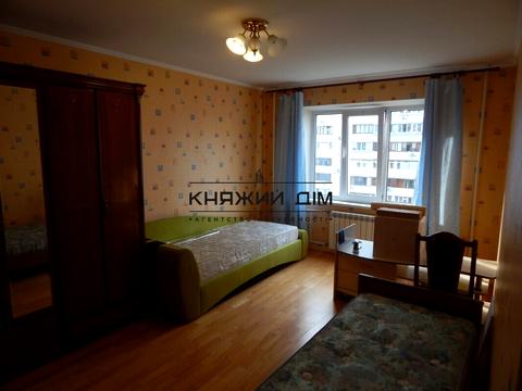 квартира за адресою Анни Ахматової вул., 13-А