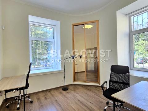 коммерческая по адресу Малая Житомирская ул., 16/3