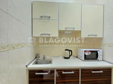 коммерческая по адресу Малая Житомирская ул., 16/3