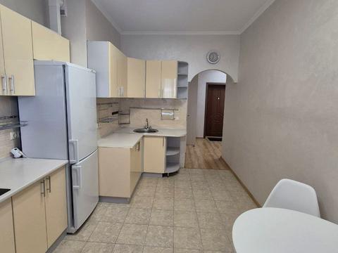 квартира за адресою Ованеса Туманяна вул., 15-А