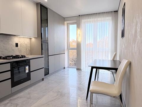 квартира за адресою Праведників Світу вул., 21