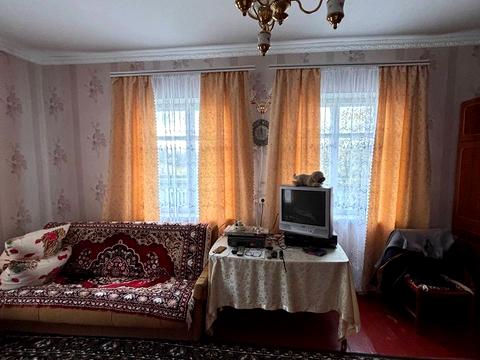 будинок за адресою Центральна вул. (Леніна), 4