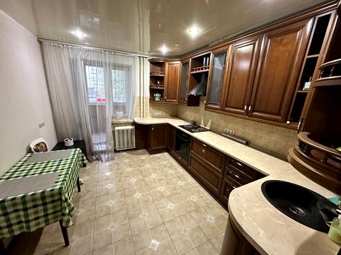 квартира по адресу Ревуцкого ул., 5