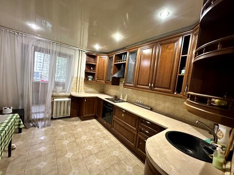 квартира по адресу Ревуцкого ул., 5