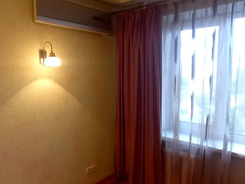 квартира за адресою Дніпровська набережна вул., 9-А