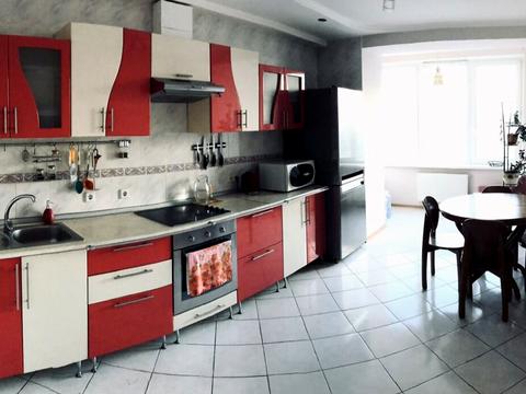 квартира за адресою Михайла Котельникова вул., 1