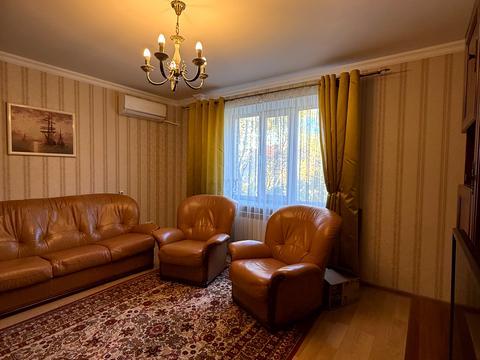 квартира по адресу Головатого, 3