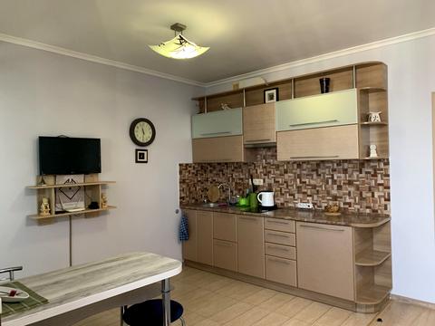 квартира за адресою Богатирська вул., 6-А