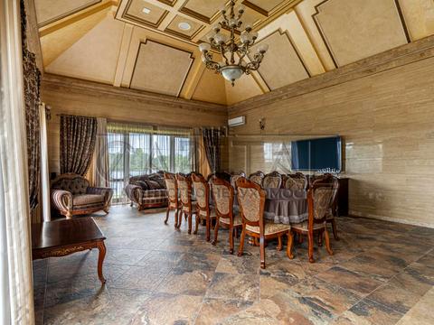 будинок за адресою Валова вул., 5