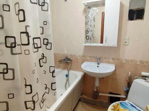 квартира за адресою Михайла Лушпи просп., 48