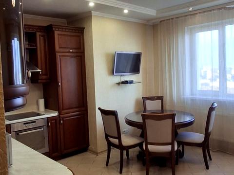 квартира за адресою Героїв Оборони вул., 10-А