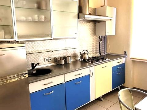 квартира за адресою Михайла Омеляновича-Павленка вул. (Суворова), 19