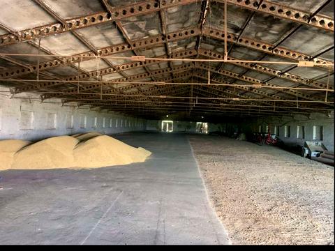 комерційна за адресою Шевченка, 1/7