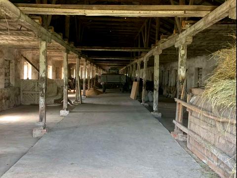 комерційна за адресою Шевченка, 1/7