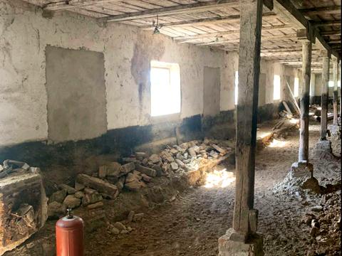 комерційна за адресою Шевченка, 1/7