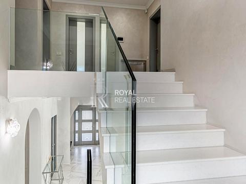 будинок за адресою центральна