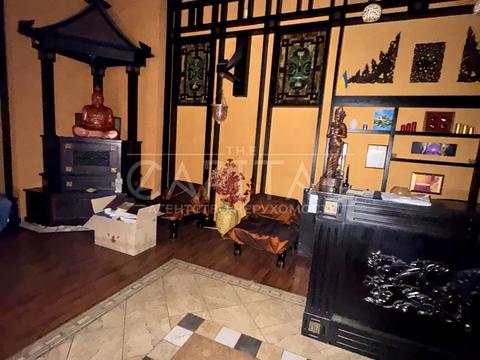 комерційна за адресою Микільсько-Слобідська вул., 2-В