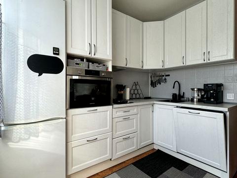 квартира за адресою Дмитра Луценка вул. (Крейсера "Аврора"), 5