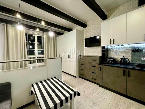 квартира за адресою Дмитра Луценка вул. (Крейсера "Аврора"), 8