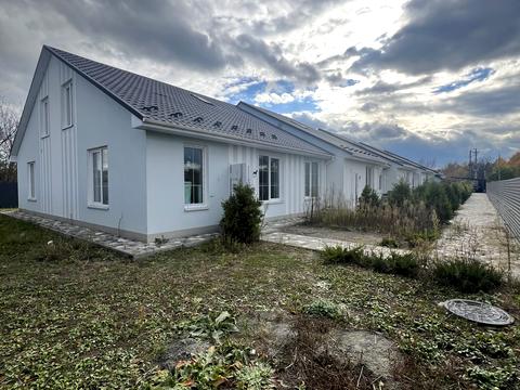 будинок за адресою Броварська