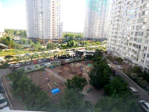 квартира за адресою Київ, Миколи Бажана просп., 12