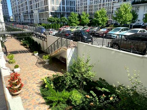 комерційна за адресою Михайла Максимовича вул. (Онуфрія Трутенка), 26-В