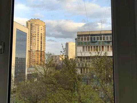 квартира за адресою Солом'янська вул., 8