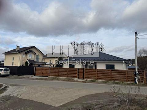 будинок за адресою Лугова вул.