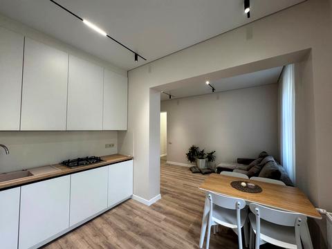 квартира за адресою Лесі Українки вул., 7