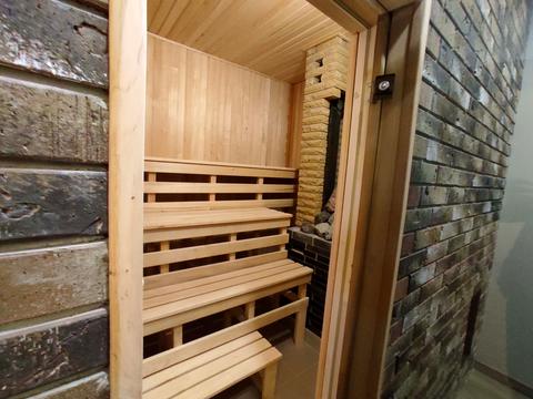 будинок за адресою Ньютона вул.