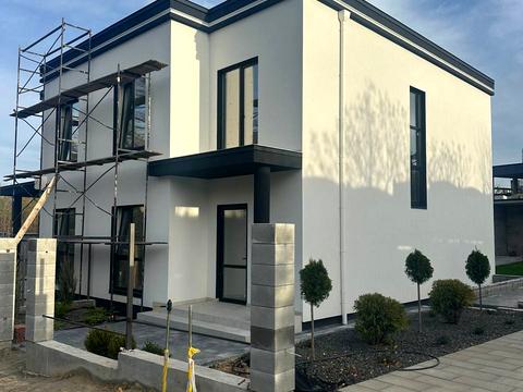 будинок за адресою Центральна вул.