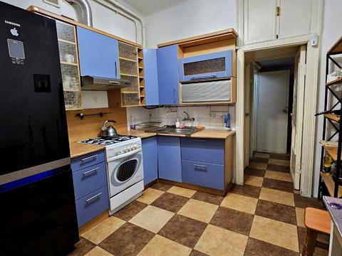 квартира за адресою Євгена Коновальця вул. (Щорса), 27-А