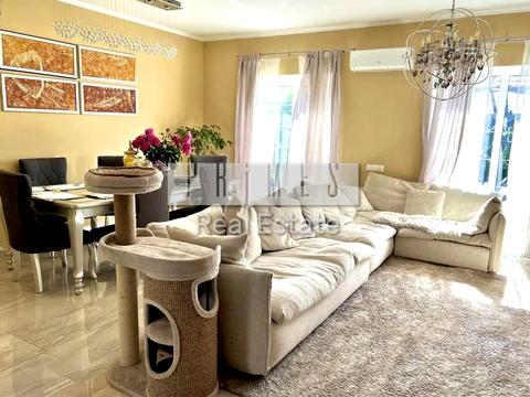 будинок за адресою Стежки вул.